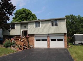 139 Burning Brush Dr, Rochester, NY 14606