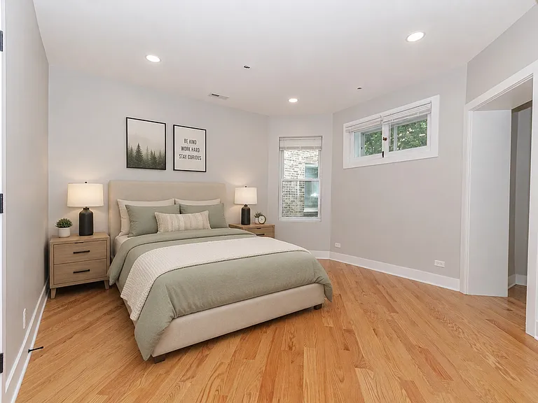 1454 W Fargo Ave #2R — Photo 6