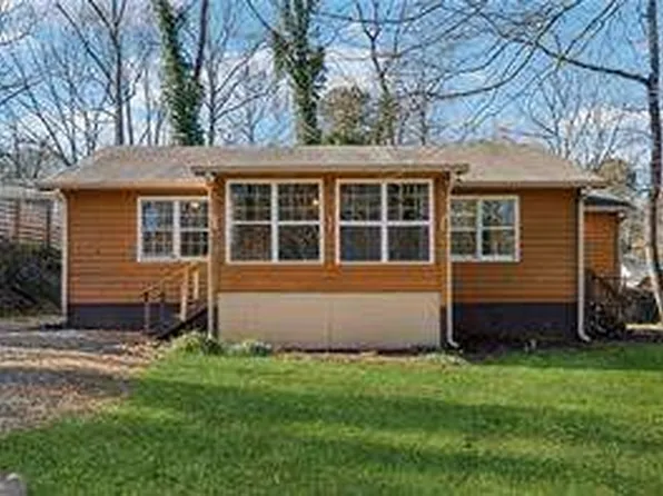 3150 Halifax Dr, Cumming, GA 30041