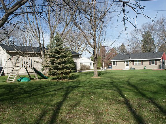 4 car garage on left side 