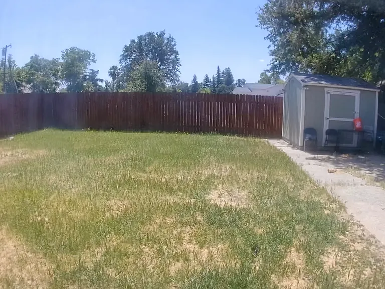 2140 South Ave — Photo 2