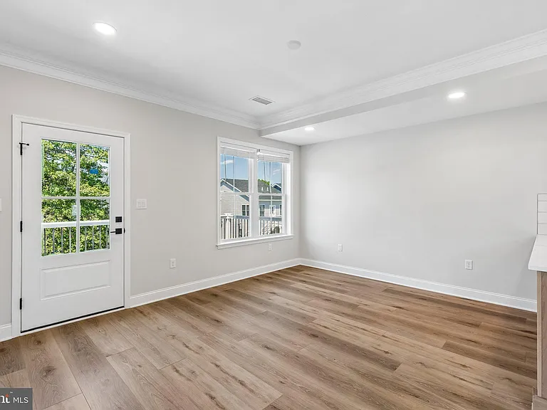 29 Christman St — Photo 14