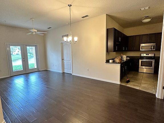5th image of 100 Brannan Pl Unit 102