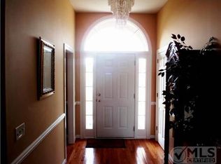 201 S Victoria Ct, Tullahoma, TN 37388