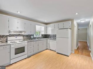 25 Glenwood Ave #A, Pennsville, NJ 08070