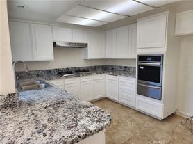 402 W Kelly Ave, Orange, CA