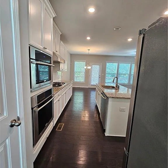 871 Sunset Park Dr — Photo 9