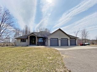 4997 Trestik Dr, Auburndale, WI 54412