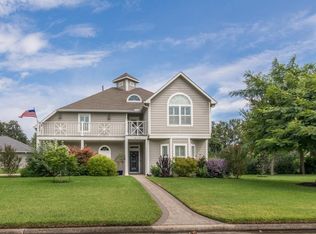 902 Quintana Roo Pl, Seabrook, TX 77586