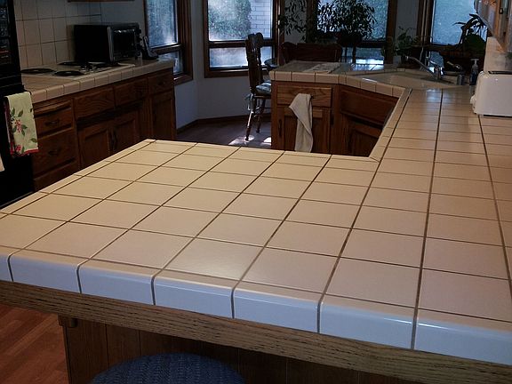 kitchen with breakfast bar