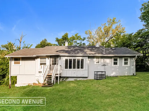 3820 E 69th Ter, Kansas City, MO 64132