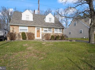 2455 Secane Rd, Secane, PA 19018