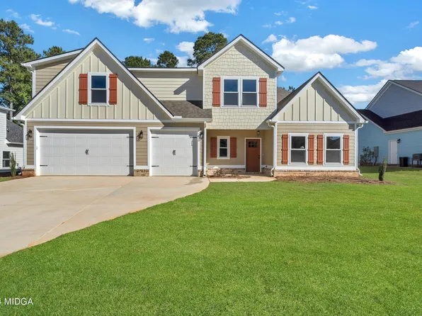 417 Lakeview Pl, Macon, GA 31211