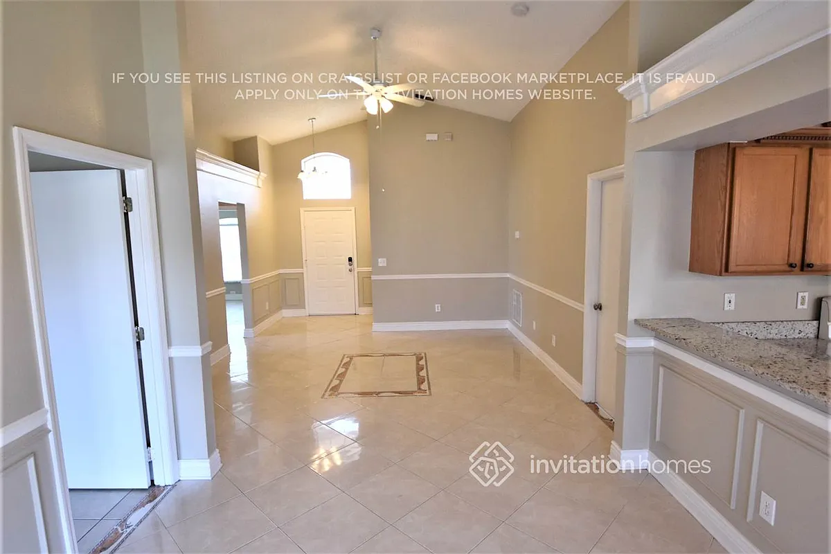 Building Photo - 2900 Cool Breeze Cir