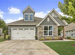 667 Ponden Dr, Greer, SC 29650