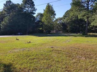 513 Dogwood Rd, Holly Springs, NC 27540