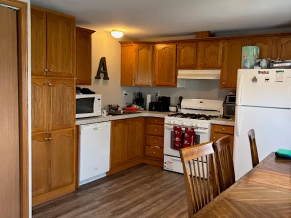 261 E Lake Dr #B, Estelline, SD 57234