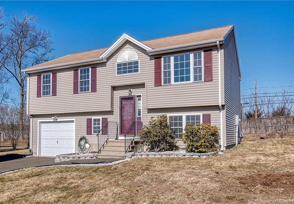 1st image of 75 Village Green Dr