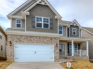 1500 Carner Blf, Lexington, KY 40509