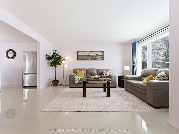 5th image of 923 Pinecrest Rd