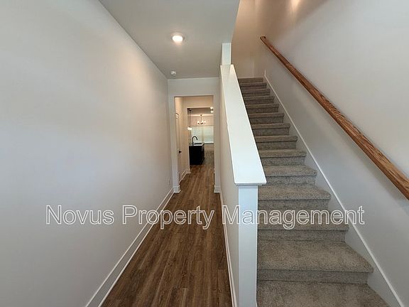 5th image of 213 Laney Dr
