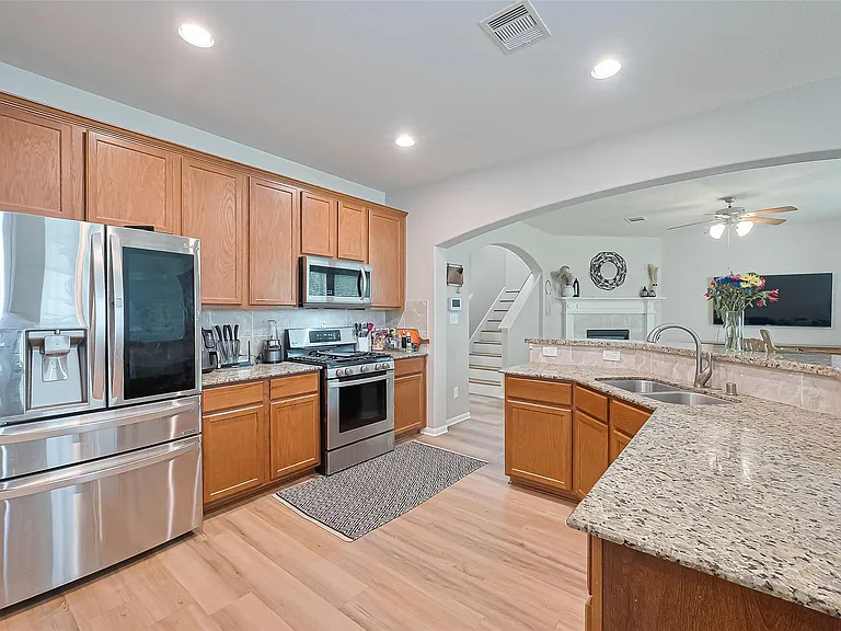 20127 Graphite Canyon Ct — Photo 9