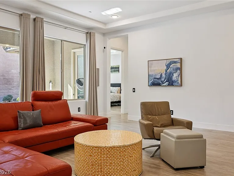 2341 Martinique Ave — Photo 15
