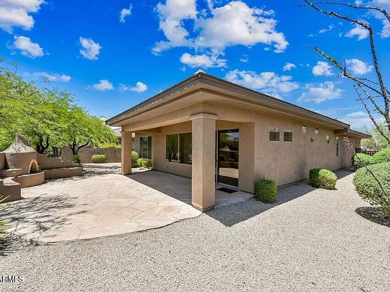 7585 E Balao Dr — Photo 30