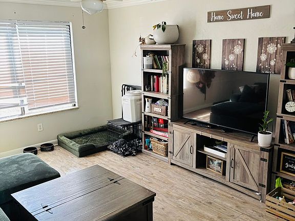 3rd image of 301 S Lipona Rd APT 22