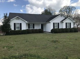 2612 W Hillview Dr, Dalton, GA 30721