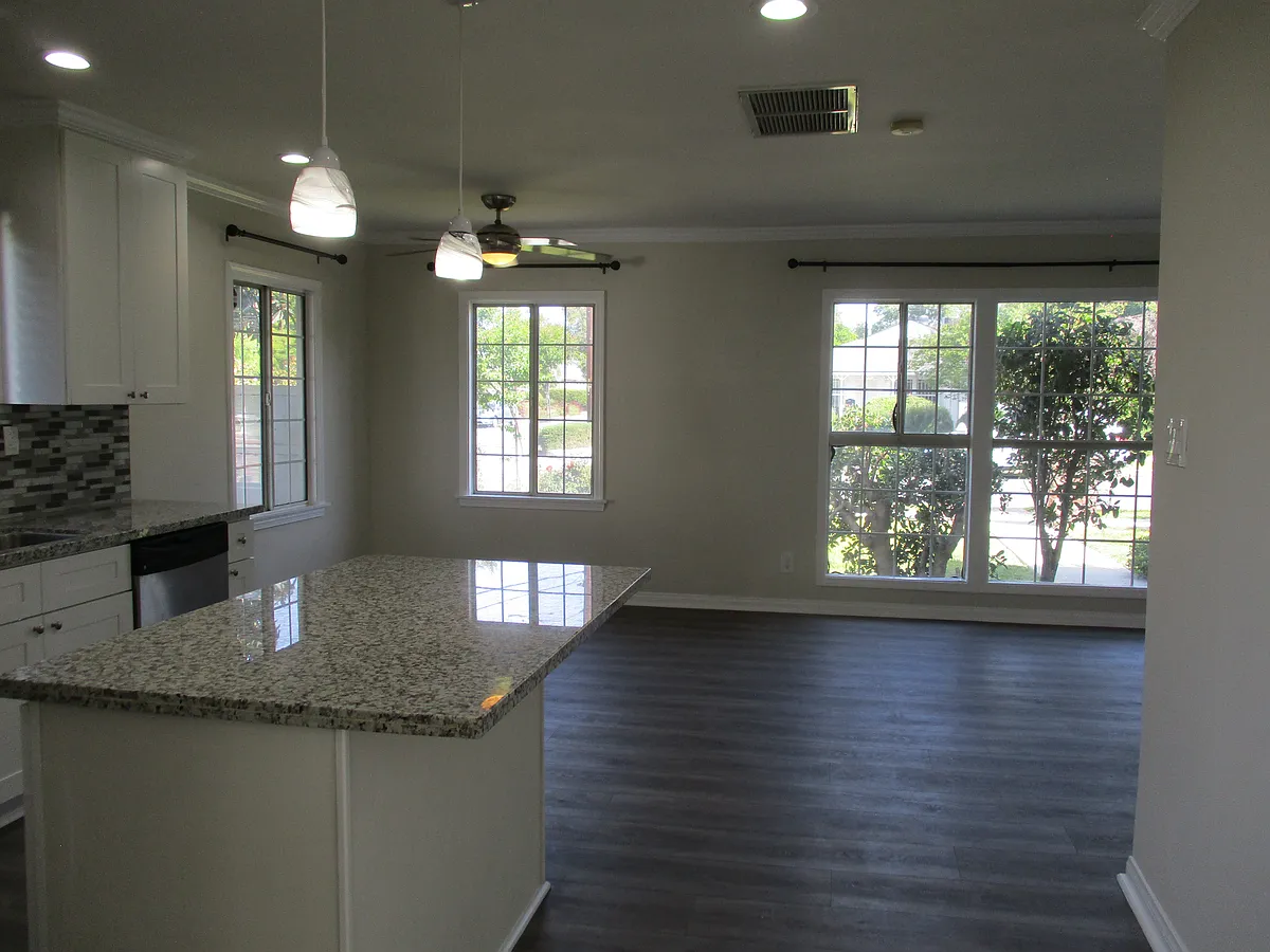 Building Photo - 17630 Cantara St