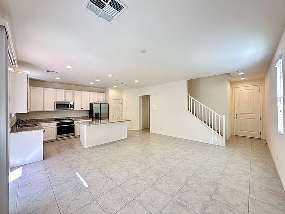 5th image of 861 Ariel Heights Ave
