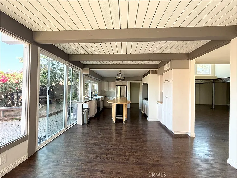 4891 Tamarack Way — Photo 2