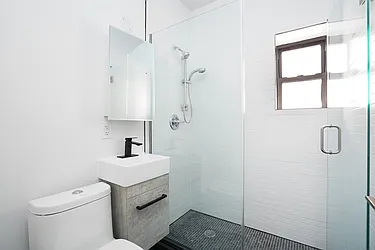 Rented by Nolita Group