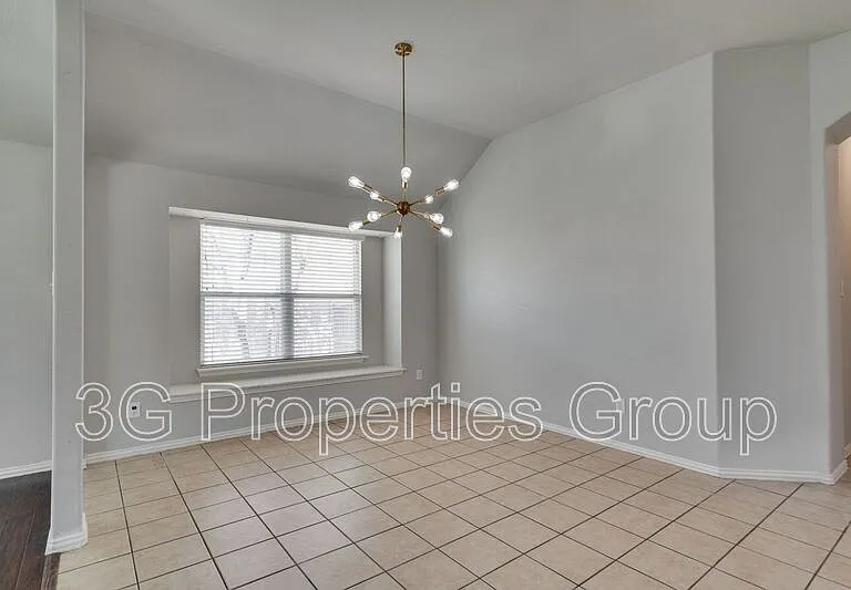 2348 Morning Dew Dr — Photo 9