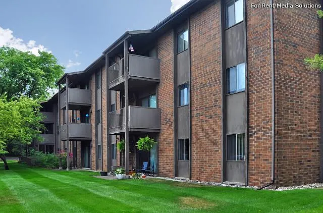 Woodstone Apartments