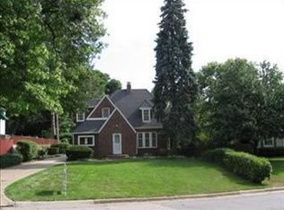 3019 Jackson Dr, Lincoln, NE 68502