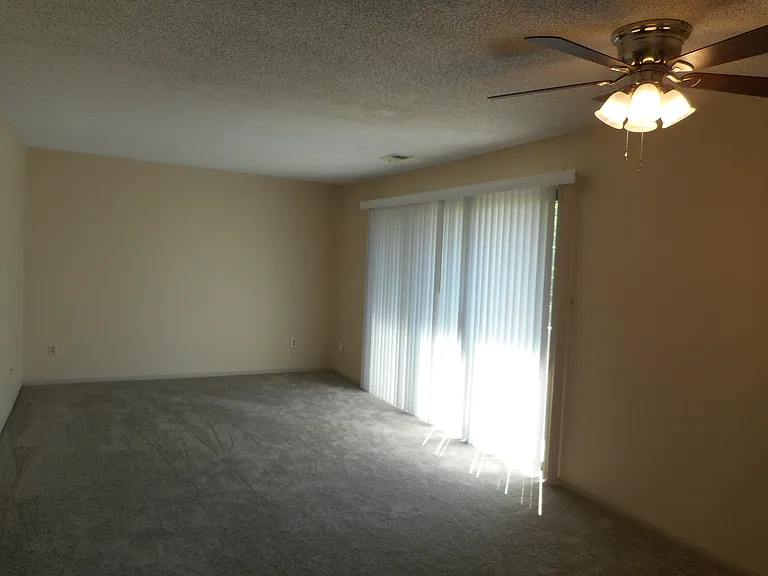 8494 Lane Dr #6 — Photo 1