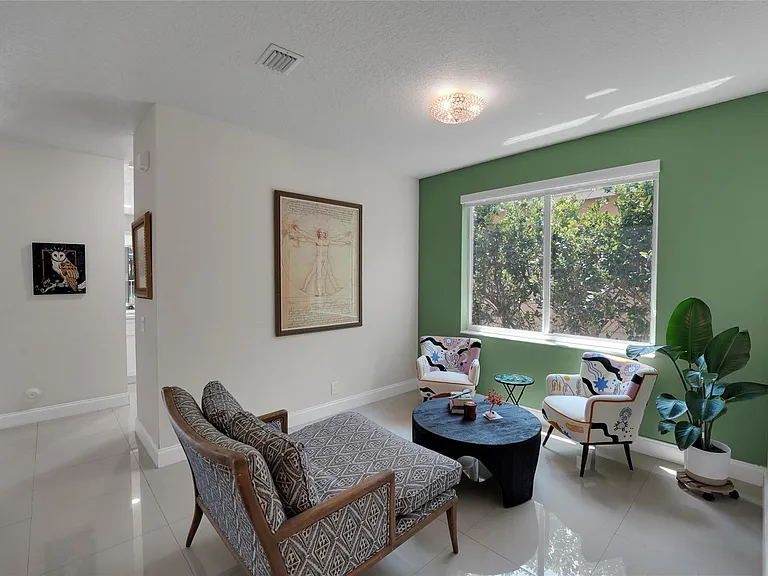 1070 Bluewood Ter — Photo 23
