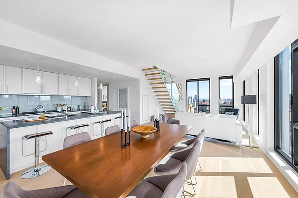 Sold by Compass | media 22