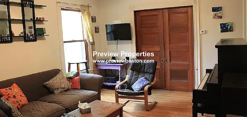 1 bed, 1.0 bath, $2,850 — Photo 2