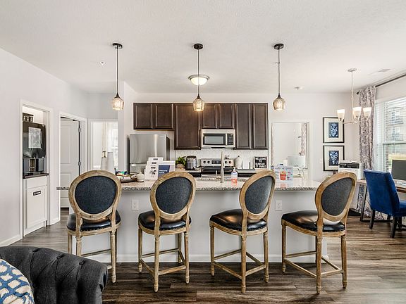 5th image of 3021 Bethel Rd #303