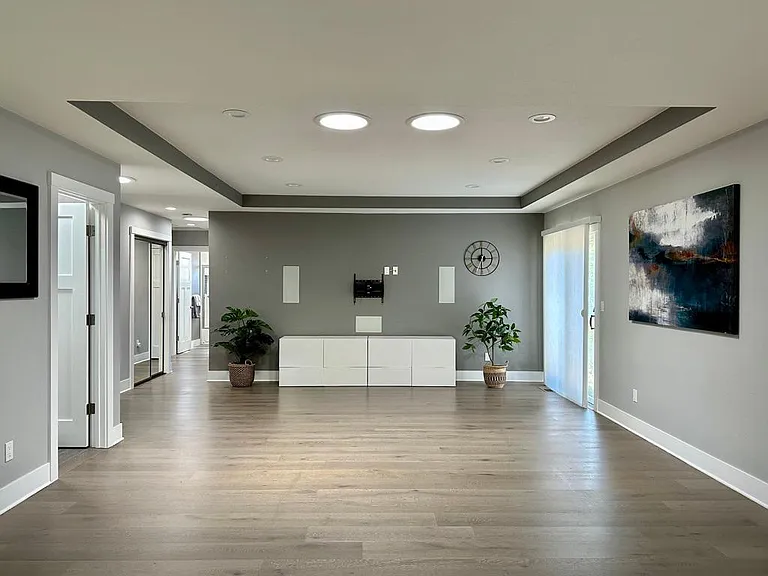20608 Shelly Dr — Photo 3