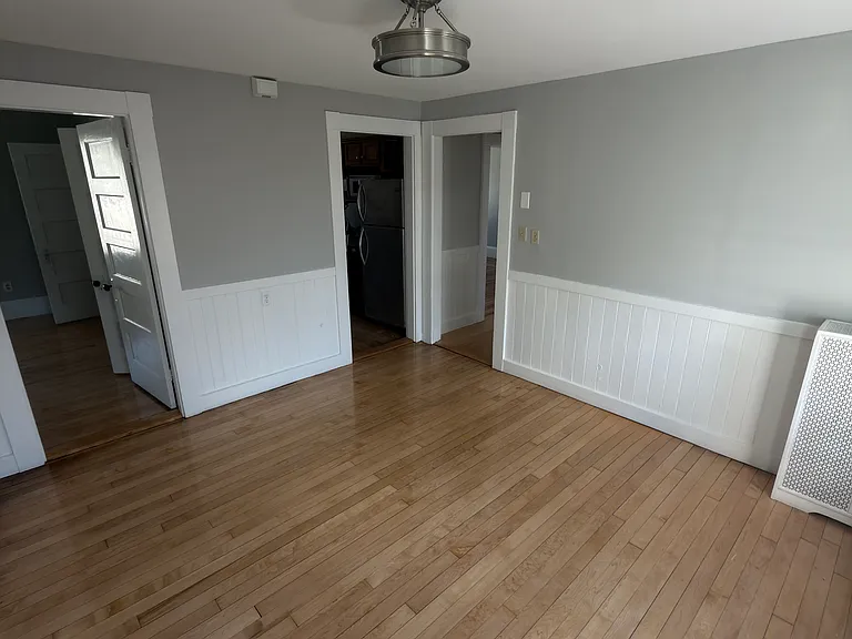 20-22 Florence St #2 — Photo 10