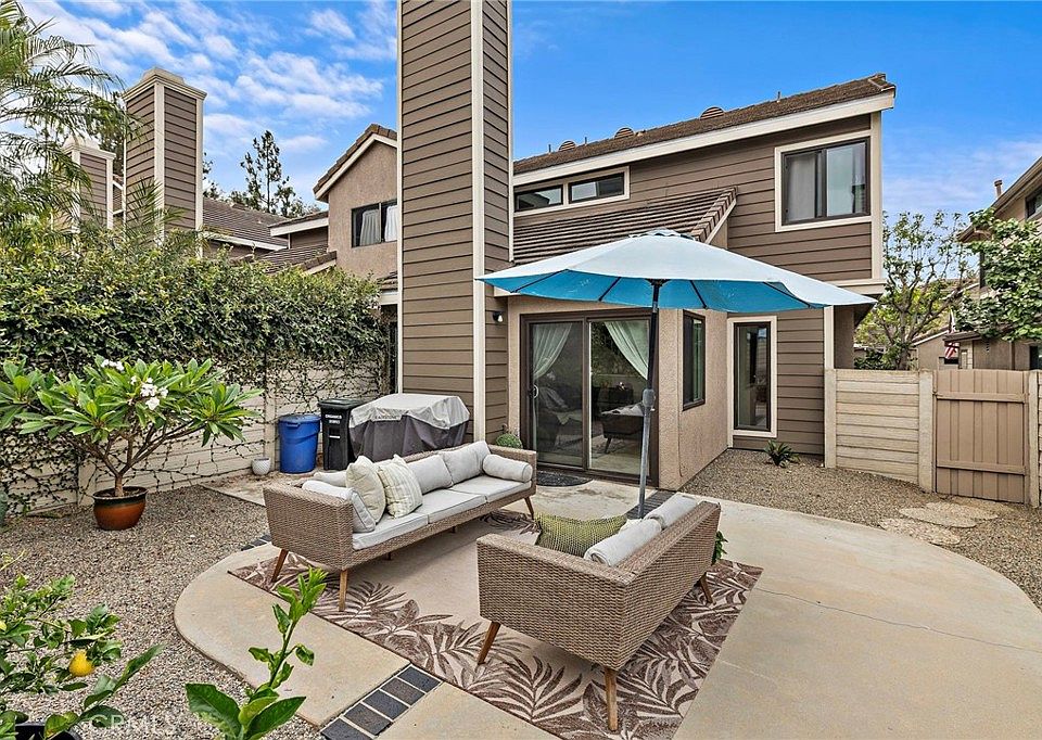 1st image of 24772 Stratton Ln
