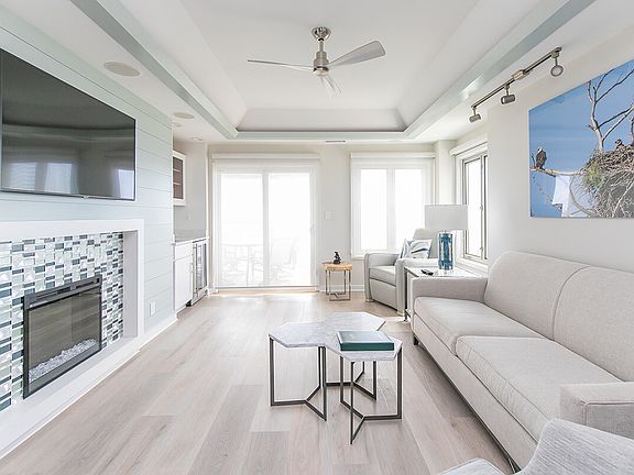 2nd image of 5134 Sea Forest Dr