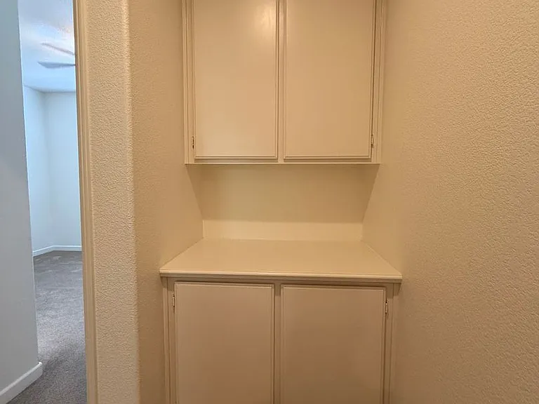 172 Beach Side Ct — Photo 15