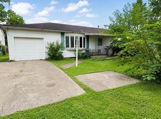 115 5th St, Hebron, OH 43025