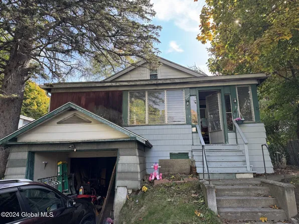 17 Avenue A, Troy, NY 12182