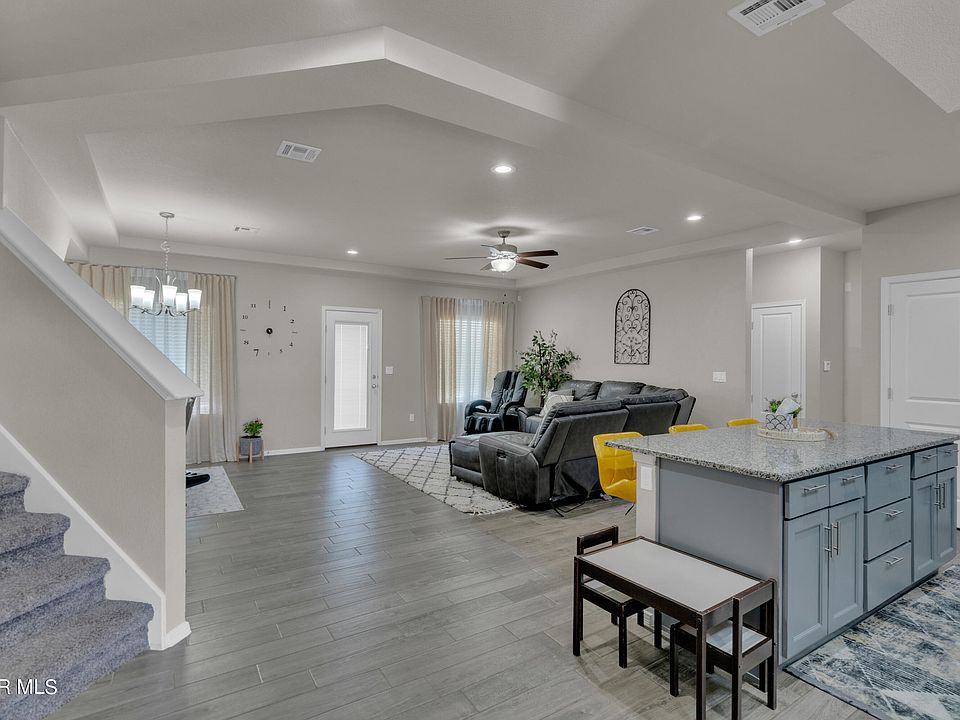 809 Hc Gilbert Minjares Dr El Paso, TX, 79927 Apartments for Rent